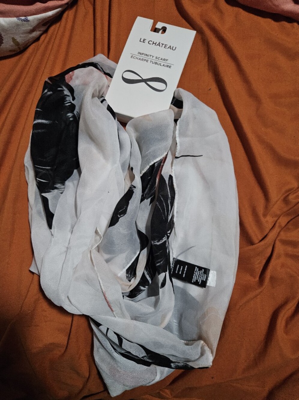 Nwt le chateau White Floral Infinity Scarf